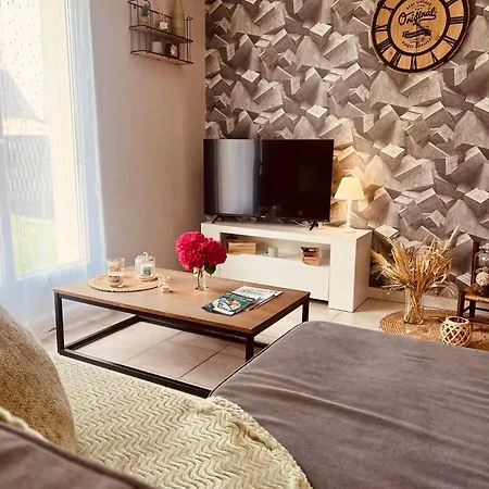 Proche Ste Mere Eglise بيت للعطل